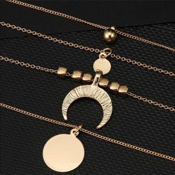 Boho multilayered necklace - Picture 8 of 9